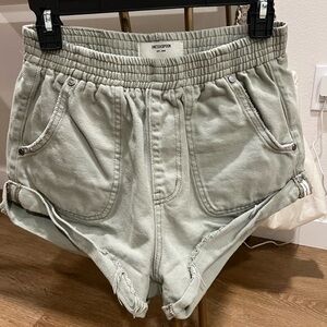 One Teaspoon Hunters Shorts, Size S in Faded Khaki